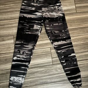 Calvin Klein Black and Gray Patterned Leggings